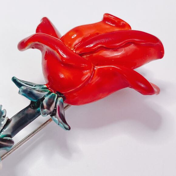 Vintage 70s 80s Red Enamel Rose Brooch Gold Tone Floral Pin Fun Flower Power - Picture 5 of 12